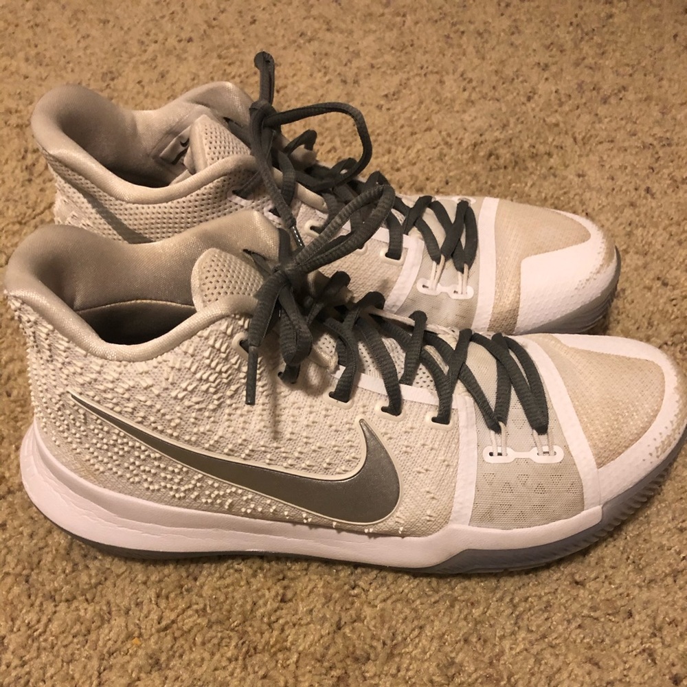 Kyrie Court Shoes